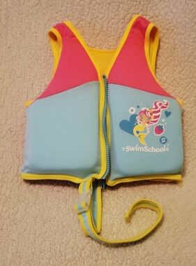 SwimSchool Kids Adjustable Float Vest - Pink & Light Blue